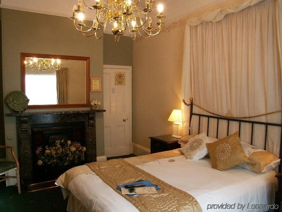 Heworth Court Hotel 约克 3*,