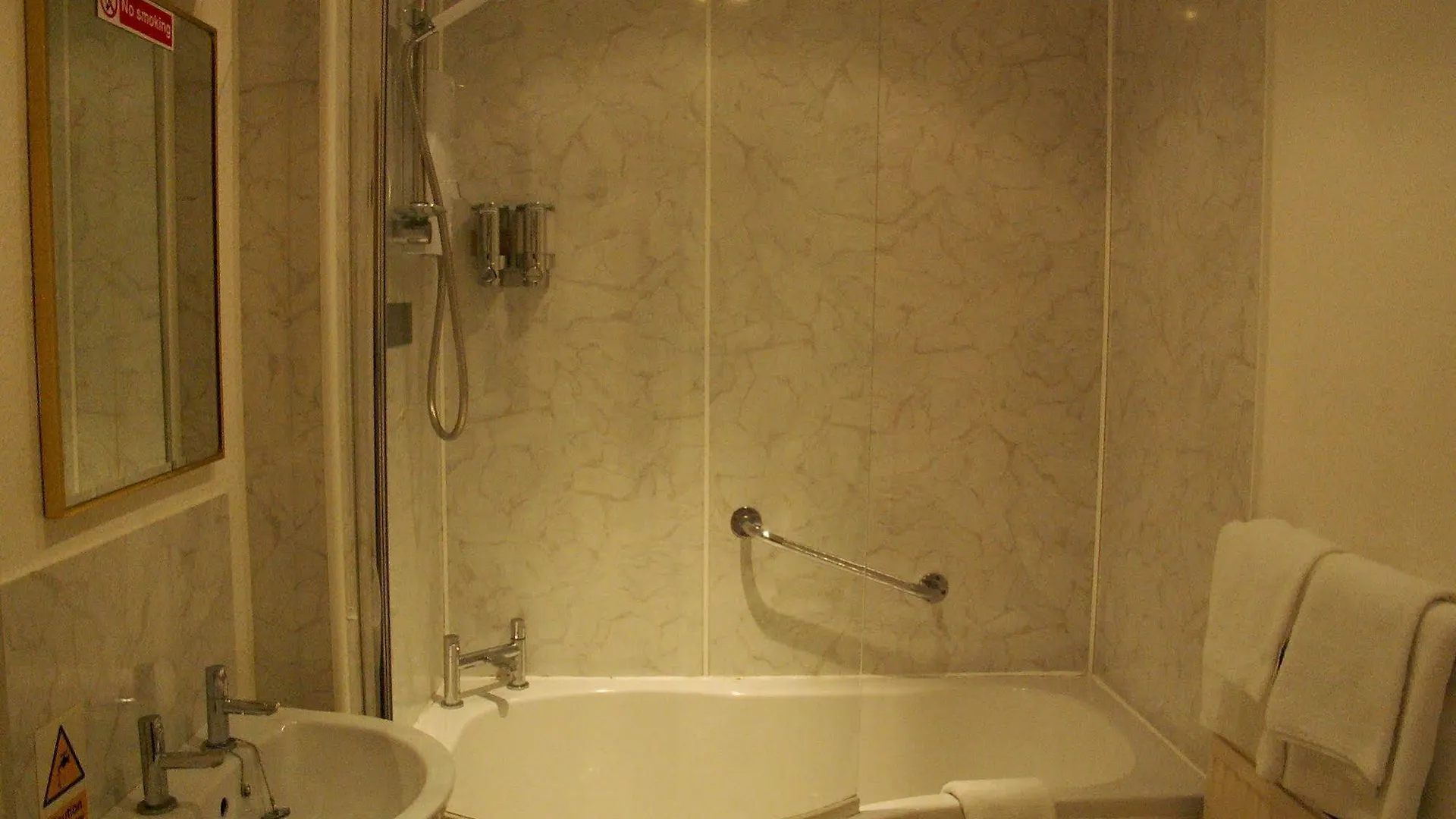 Heworth Court Hotel 约克 3*,  英国